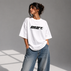 THE SIGNATURE TEE