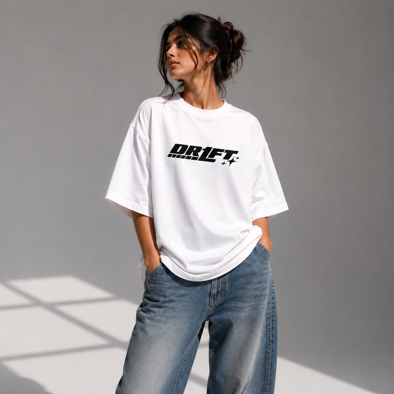 THE SIGNATURE TEE