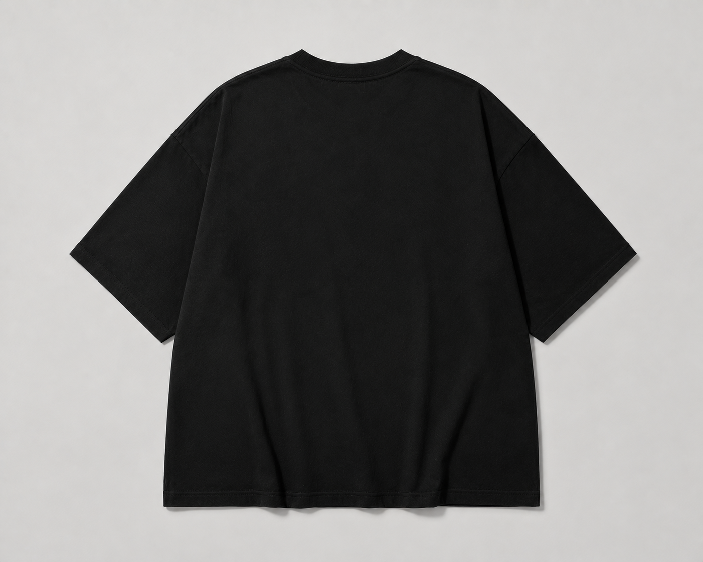 THE SIGNATURE TEE